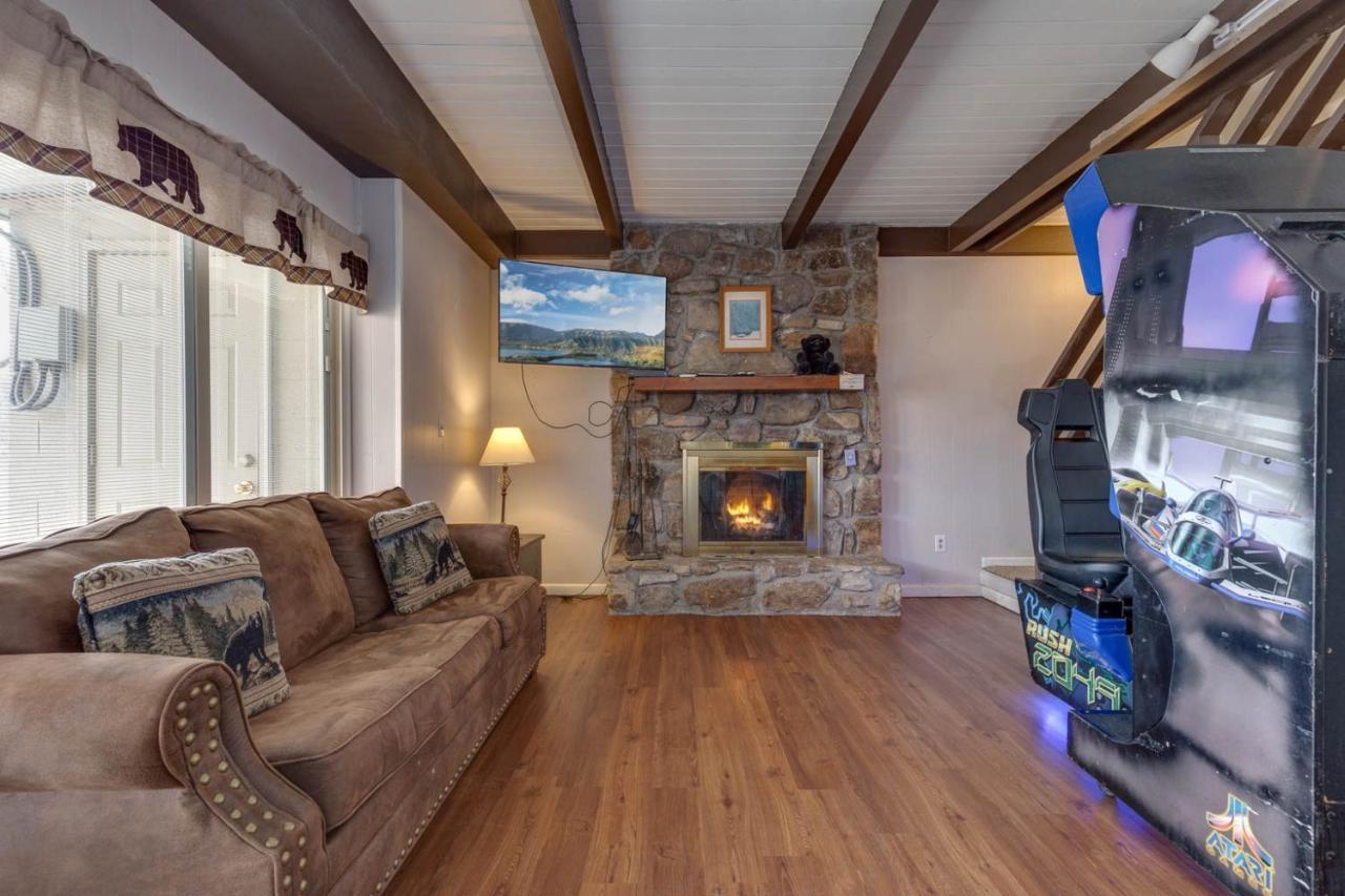Bear View Chalet, 3 Bedroom, Pool, Pets, Arcades, Wifi, Hot Tub, Sleeps 12 蓋特林堡 外观 照片
