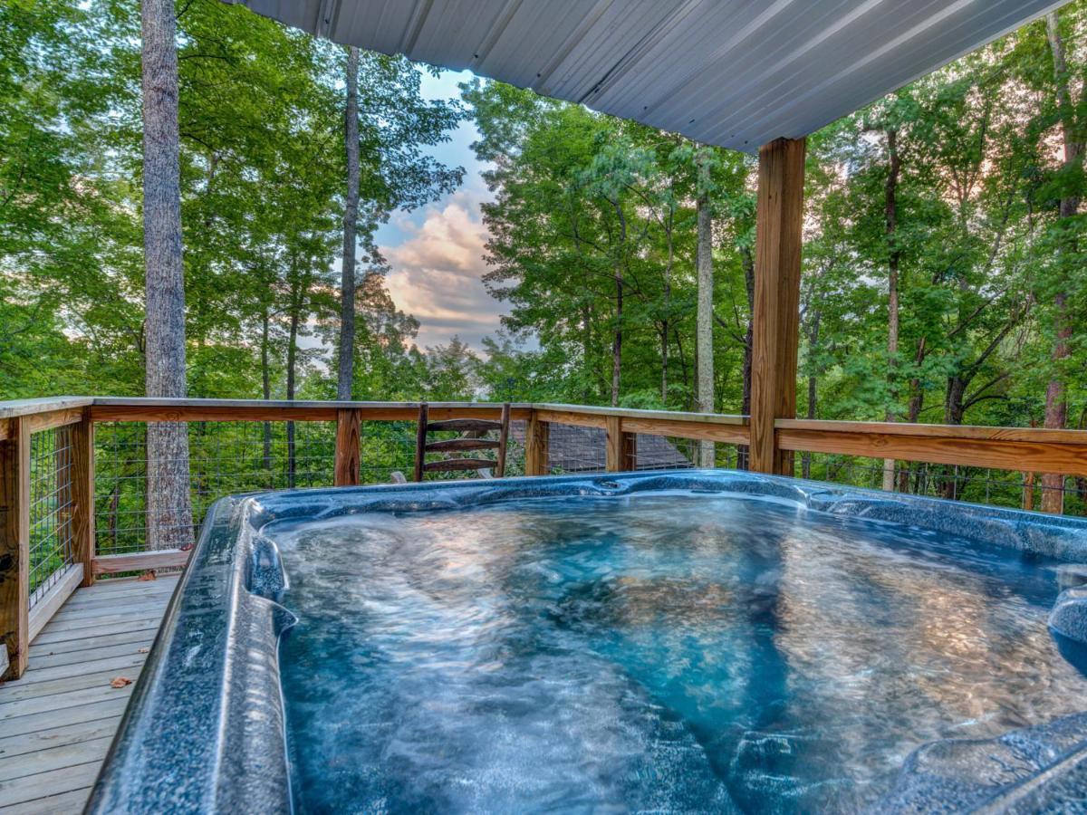 Bear View Chalet, 3 Bedroom, Pool, Pets, Arcades, Wifi, Hot Tub, Sleeps 12 蓋特林堡 外观 照片